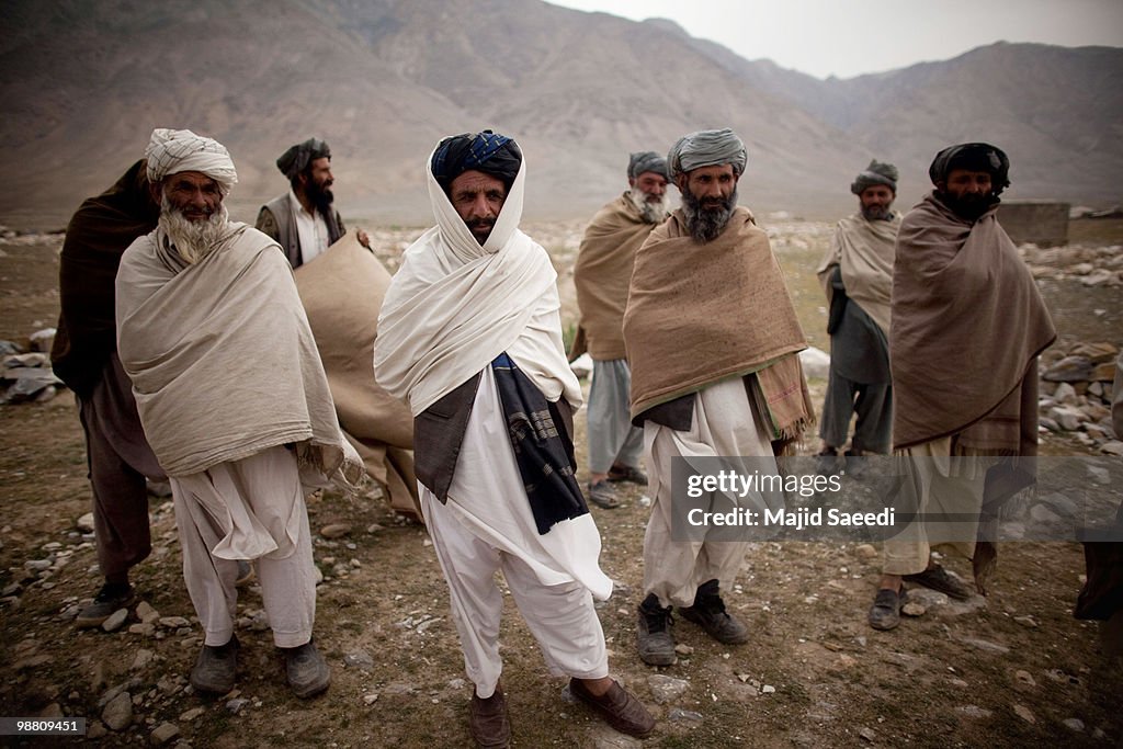 Afghan Tribesmen From The Pashtun Ethnic Minority Stand At The News afghan-tribesmen-from-the-pashtun-ethnic-minority-stand-at-the-news