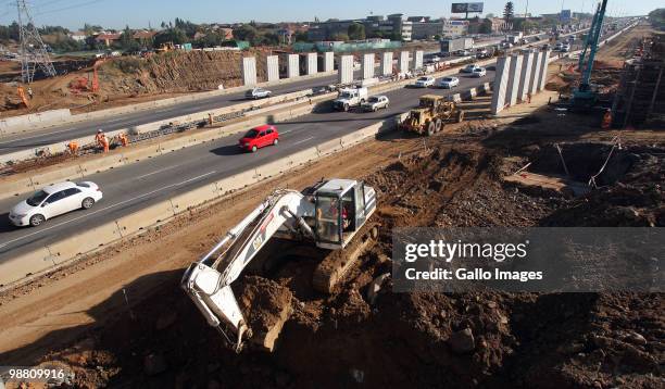 African Ramps 4,120 South African Construction Workers Stock Photos, High-Res ...