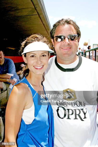 Chely Wright and Vince Gill in the dugout