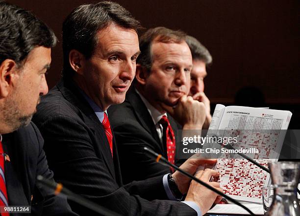 New Mexico Governor Bill Richardson, Minnesota Governor Tim Pawlenty and Deleware Governor Jack Markell participate a U.S. Chamber of Commerce summit...