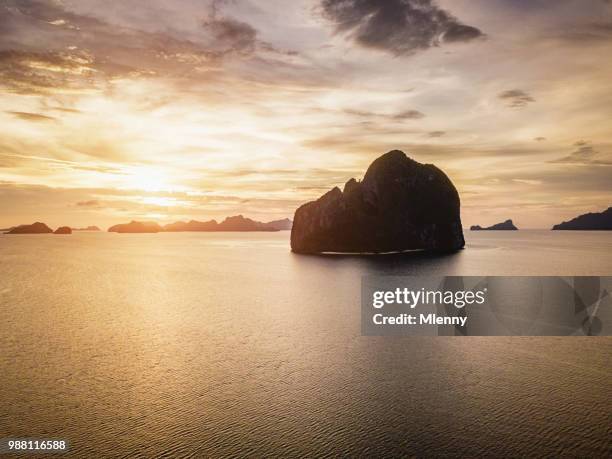palawan sunset filipinas pinagbuyutan ilha el nido - mlenny - fotografias e filmes do acervo