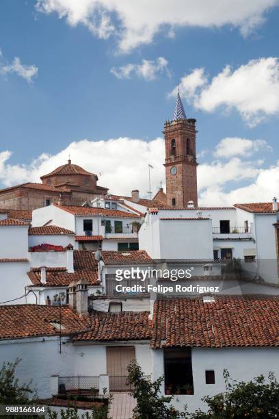 town of casta del robledo, province of huelva, andalusia, spain - huelva province stock-fotos und bilder