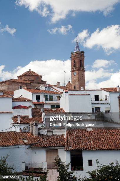 town of casta del robledo, province of huelva, andalusia, spain - casta photos et images de collection