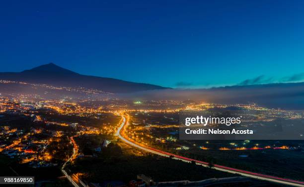 puesta de sol desde el valle de orotava - puesta de sol - fotografias e filmes do acervo