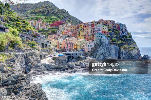 brillant cinque terre - brillant foto e immagini stock