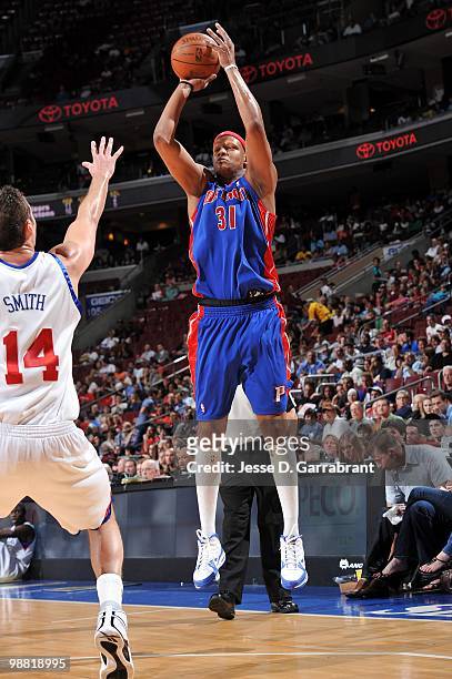Charlie Villanueva of the Detroit Pistons shoots the outside jump shot against the Philadelphia 76ers during the game at Wachovia Center on April 6,...