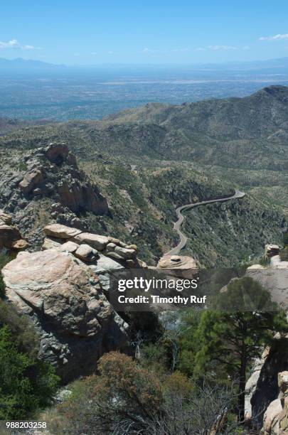 mt lemmon valley and road view - mt lemmon fotografías e imágenes de stock