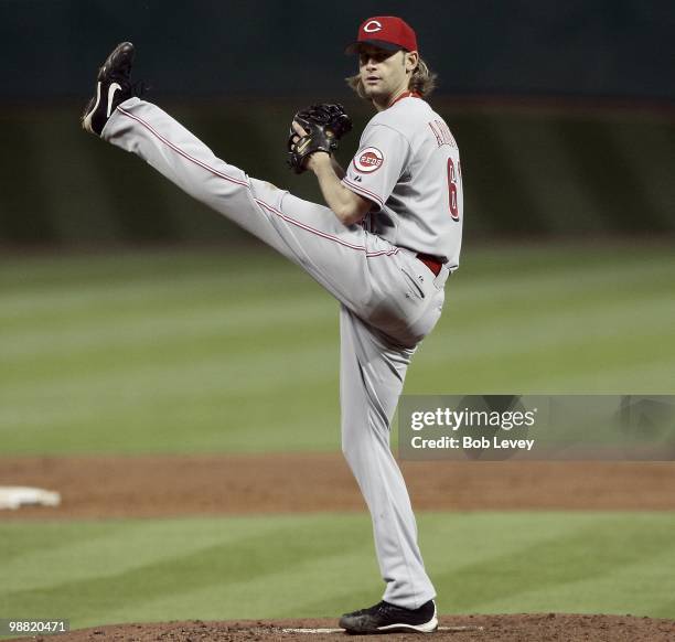 Pitcher Bronson Arroyo of the Cincinnati Reds throws against the Houston Astros at Minute Maid Park on April 29, 2010 in Houston, Texas.