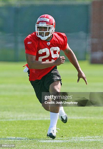 Defensive back Eric Berry of the Kansas City Chiefs runs a drill during the rookie mini camp at the Chiefs practice facility on May 1, 2010 in Kansas...