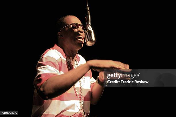 Kardinal Rapper 5,744 Los Angeles For Aol Sessions Stock Photos, High-Res Pictures, and ...