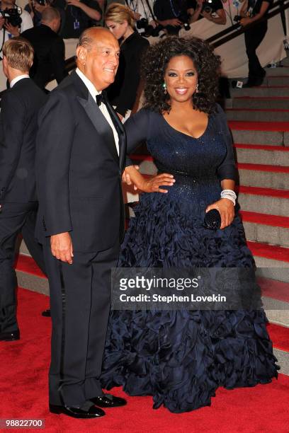 Designer Oscar de la Renta and Oprah attend the Costume Institute Gala Benefit to celebrate the opening of the "American Woman: Fashioning a National...