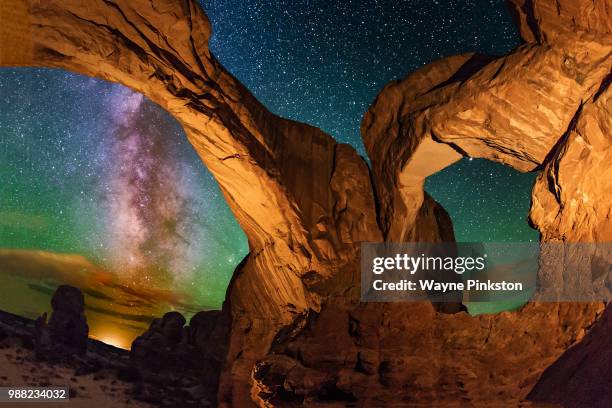 the view from double arch - double arch foto e immagini stock