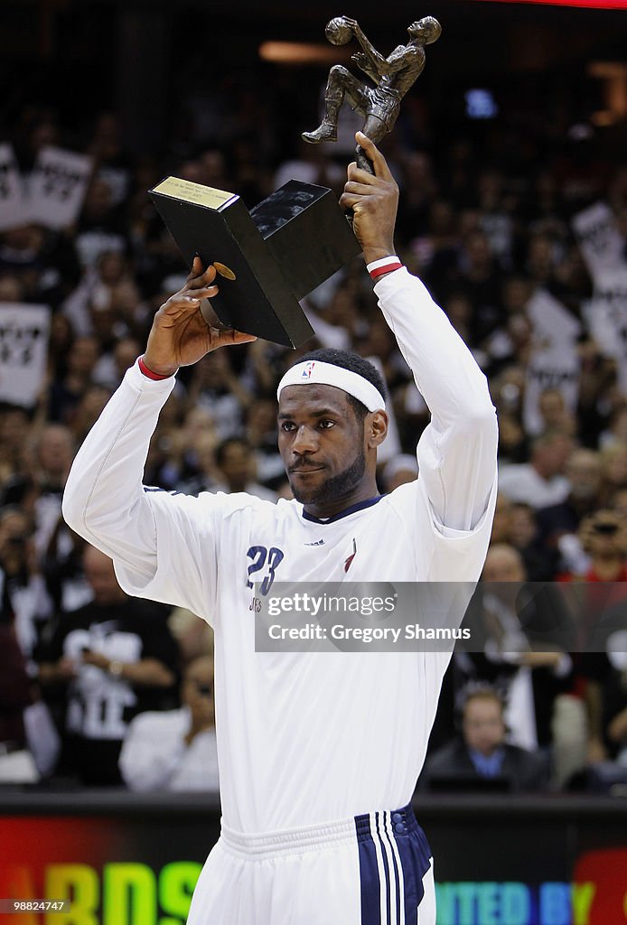 Boston Celtics v Cleveland Cavaliers, Game 2
