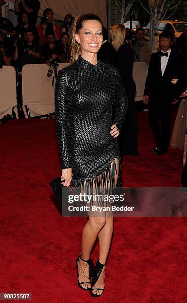 Gisele Bundchen attends the Metropolitan Museum of Art's 2010 Costume Institute Ball at The Metropolitan Museum of Art on May 3, 2010 in New York...