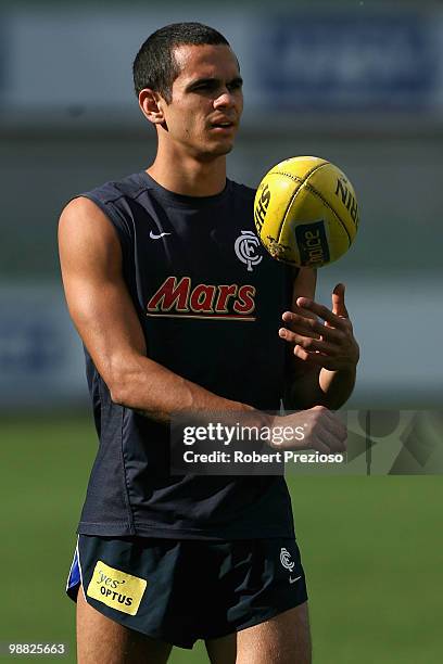 Jeff Garlett warms up during a Carlton Blues AFL training session at Visy Park on May 4, 2010 in Melbourne, Australia.