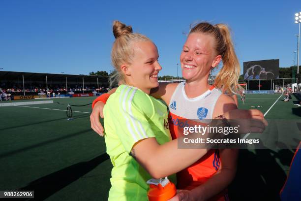 Anne Veenendaal of Holland Women, Caia van Maasakker of Holland Women during the Rabobank 4-Nations trophy match between Holland v Japan at the...