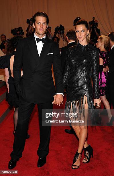 Player Tom Brady and model Gisele Bundchen attend the Costume Institute Gala Benefit to celebrate the opening of the "American Woman: Fashioning a...