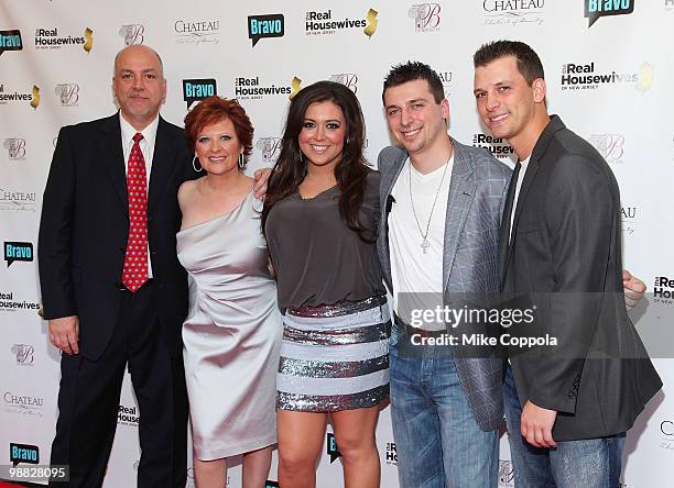 Al Manzo Photos and Premium High Res Pictures - Getty Images