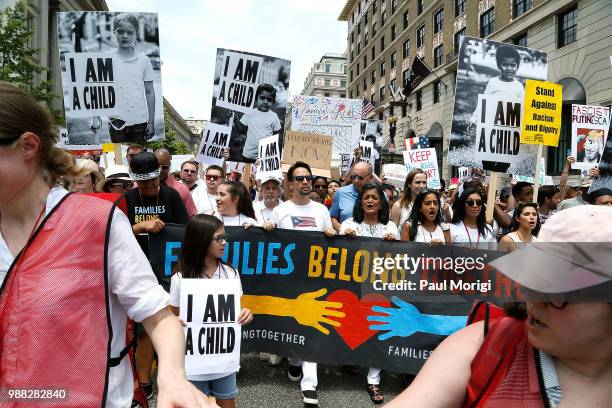 Composer Lin-Manuel Miranda joins MoveOn, National Domestic Workers Alliance, and hundreds of allies after a rally at the White House to tell...