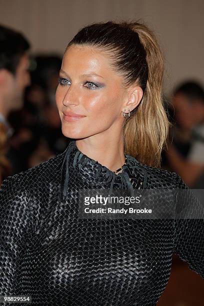 Gisele Bundchen attends the Costume Institute Gala Benefit to celebrate the opening of the "American Woman: Fashioning a National Identity"...