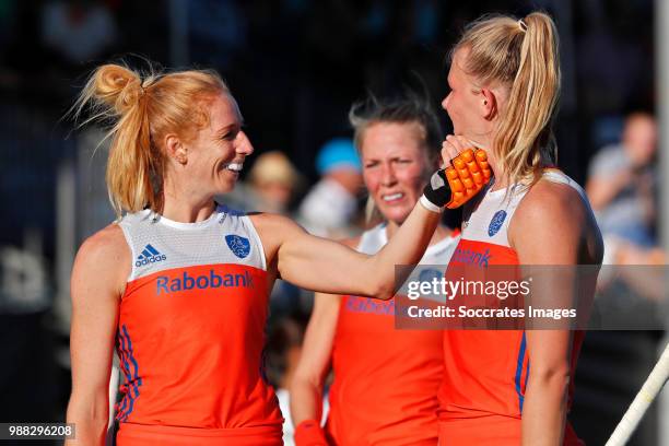 Margot van Geffen of Holland Women, Caia van Maasakker of Holland Women during the Rabobank 4-Nations trophy match between Holland v Japan at the...