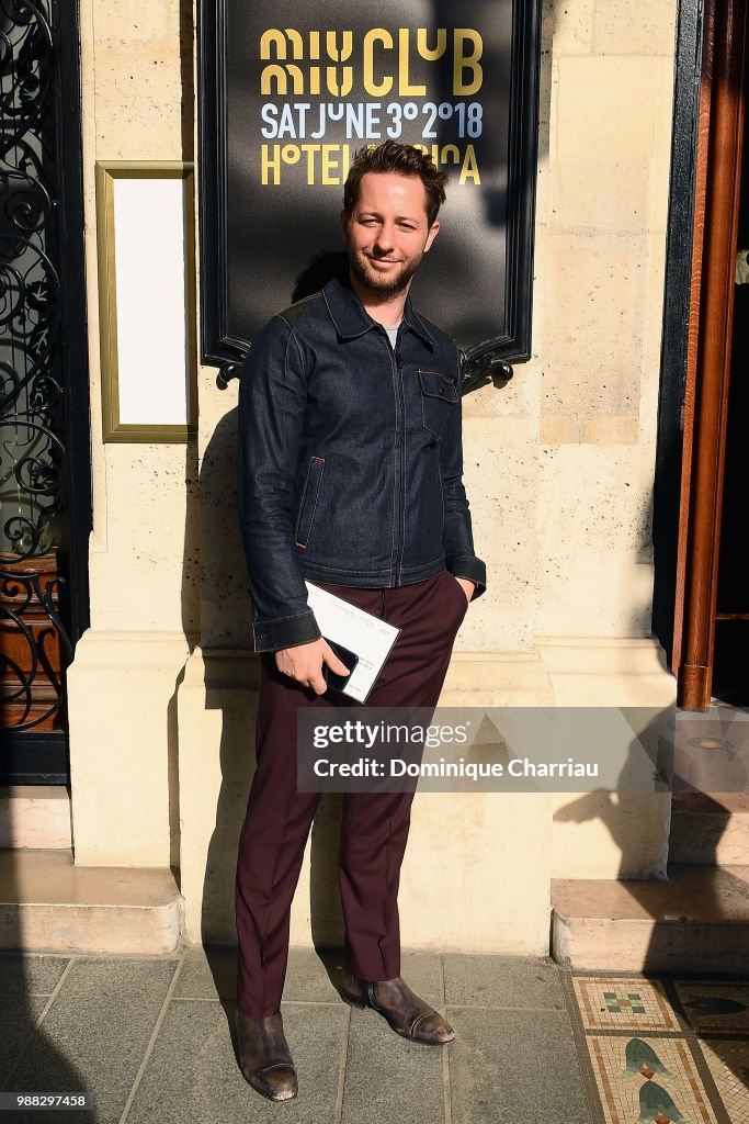 Miu Miu 2019 Cruise Collection Show : Photocall - Paris