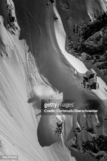 steep couloir - couloir stock pictures, royalty-free photos & images