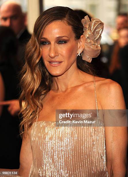 Sarah Jessica Parker attends the Costume Institute Gala Benefit to celebrate the opening of the "American Woman: Fashioning a National Identity"...