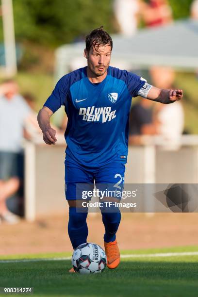 Stefano Celozzi of Bochum controls the ball during a friendly match between DJK Adler Riemke and VfL Bochum at Bezirkssportanlage Feenstraße on June...