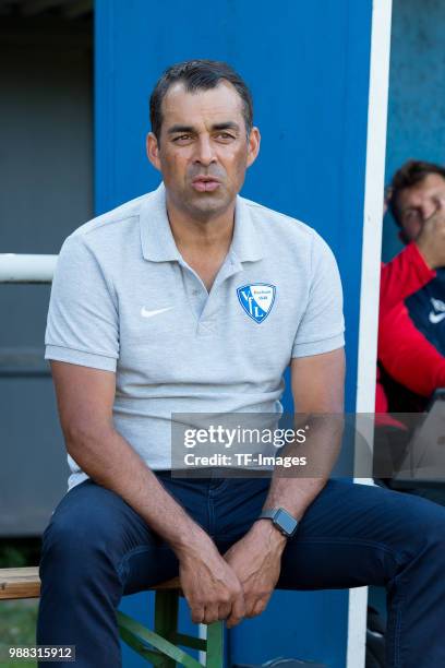 Head coach Robin Dutt of Bochum looks on prior to a friendly match between DJK Adler Riemke and VfL Bochum at Bezirkssportanlage Feenstraße on June...