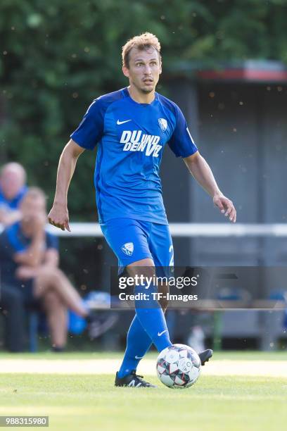 Robert Tesche of Bochum controls the ball during a friendly match between DJK Adler Riemke and VfL Bochum at Bezirkssportanlage Feenstraße on June...