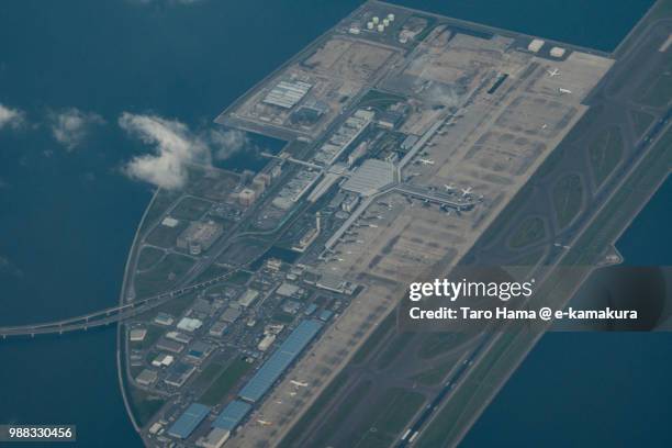 chubu centrair international airport in japan sunset time aerial view from airplane - chubut province ストックフォトと画像