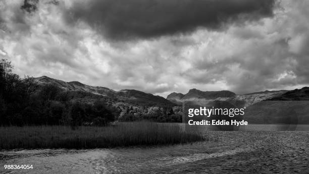 the langdale pikes - langdale pikes stock pictures, royalty-free photos & images