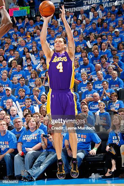 Luke Walton of the Los Angeles Lakers shoots against the Oklahoma City Thunder in Game Six of the Western Conference Quarterfinals during the 2010...