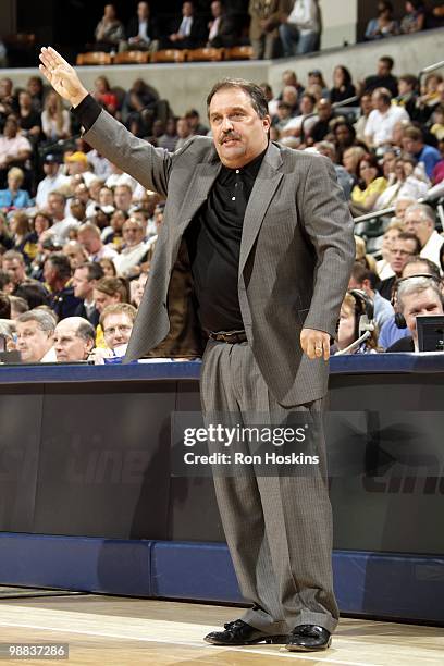 Head coach Stan Van Gundy of the Orlando Magic calls a play during the game against the Indiana Pacers at Conseco Fieldhouse on April 12, 2010 in...