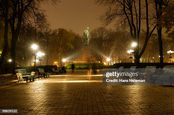 the monument t.g shevchenko, evening - hans neleman stockfoto's en -beelden