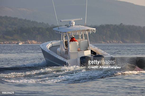 rock salt 34 aluminum alloy boat, penobscot bay me - aluminum boat imagens e fotografias de stock