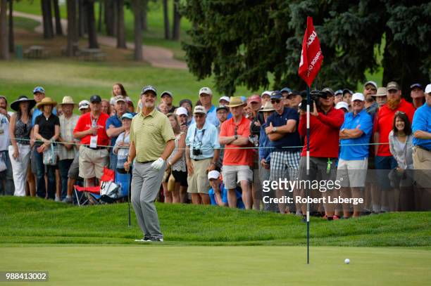 Jerry Kelly reacts to a chip shot on the 18th hole during round three of the U.S. Senior Open Championship at The Broadmoor Golf Club on June 30,...