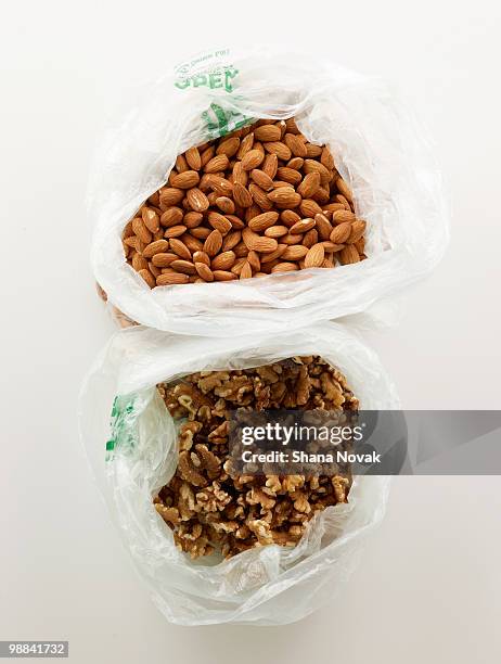 almonds and walnuts - good cholesterol stock pictures, royalty-free photos & images