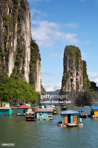 fishing boat village, halong bay, vietnam - halong bay stock pictures, royalty-free photos & images