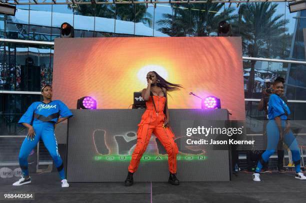 Justine Skye performs on stage at the Sprint IWXIV BBQ Beach Bash and Concert during Irie Weekend 2018 at the Fontainebleau Miami Beach on June 30,...