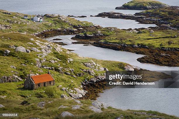 inlet and cottage, rodel, isle of harris - outer hebrides stock pictures, royalty-free photos & images