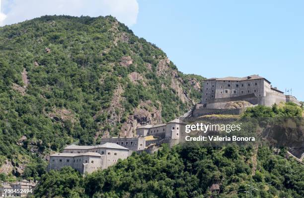 forte di bard - bard stock pictures, royalty-free photos & images