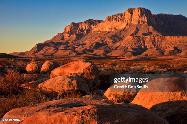 guadalupe mountains west texas - escarpado fotografías e imágenes de stock