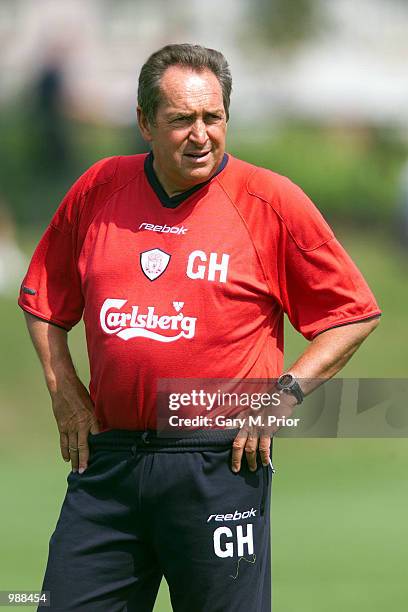 Liverpool manager, Gerard Houllier watches his players training at the Liverpool Football Academy, Kirkby, Liverpool. DIGITAL IMAGE. Mandatory...