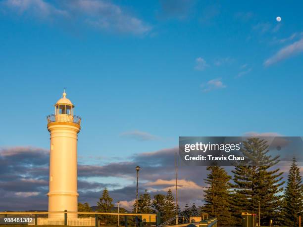 kiama lighthouse, nsw south coast australia - kiama australia stock pictures, royalty-free photos & images