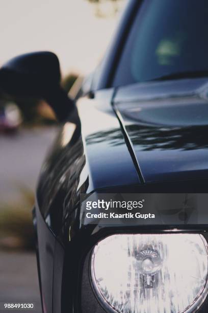 dodge challenger - dodge challenger stock pictures, royalty-free photos & images