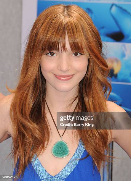 Actress Bella Thorne attend the premiere of "Oceans" at the El Capitan Theatre on April 17, 2010 in Hollywood, California.