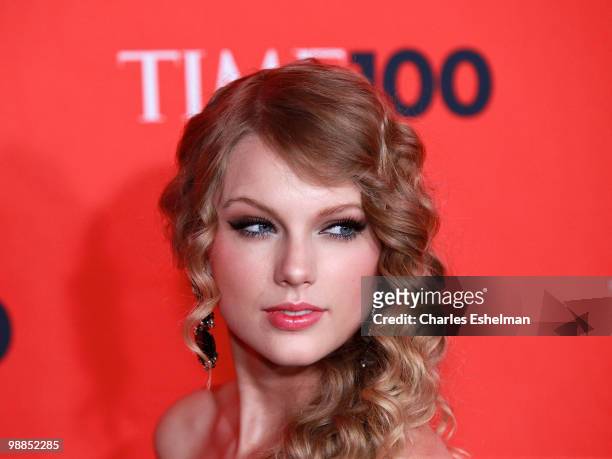Country singer Taylor Swift attends the 2010 TIME 100 Gala at the Time Warner Center on May 4, 2010 in New York City.