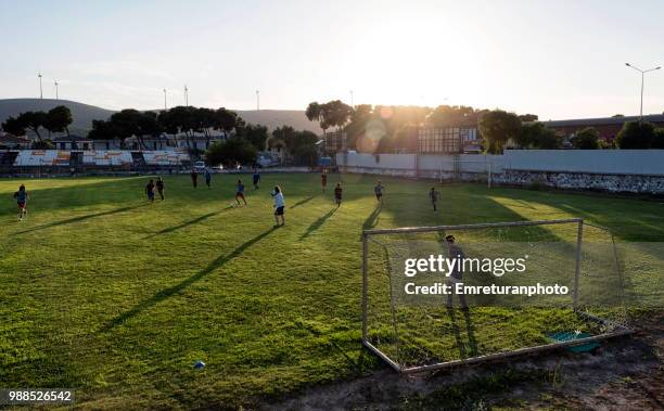 football training at sunset in alacati. - emreturanphoto stock pictures, royalty-free photos & images